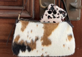 Bolso al Hombro Print Pelo de Vaca - vista frontal colgado